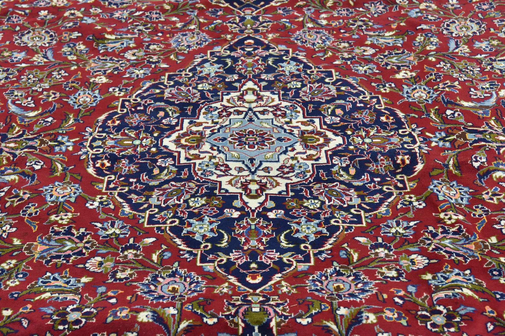 10' x 12' 9 Hand Knotted Kashan Persian Wool Rug