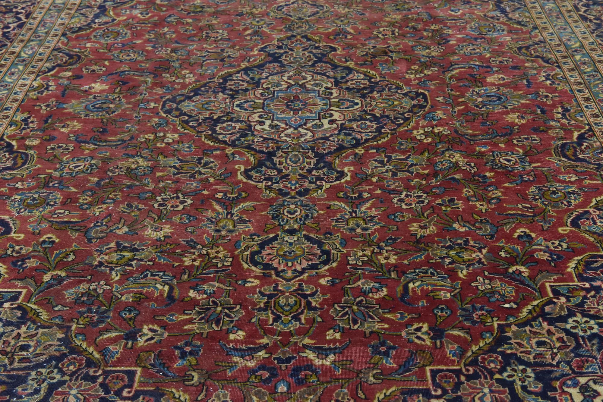 9' 8 x 12' 6 Hand Knotted Kashan Persian Wool Rug