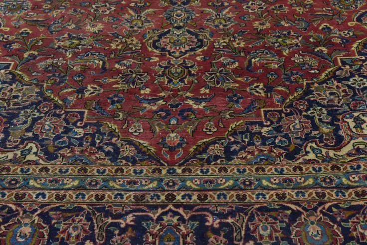 Detail image of 9' 8 x 12' 6 Hand Knotted Kashan Persian Wool Rug