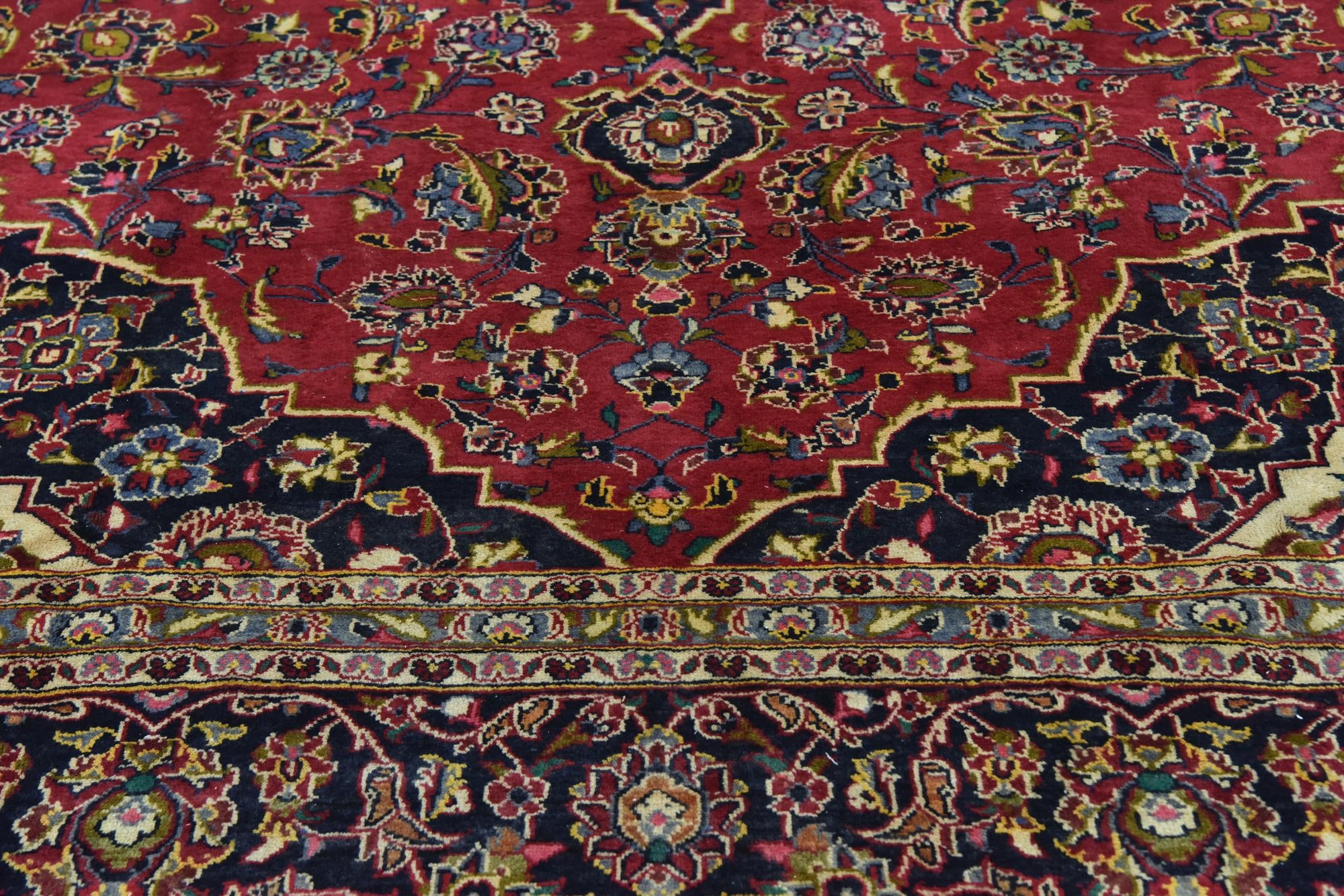 9' 9 x 13' Hand Knotted Kashan Persian Wool Rug