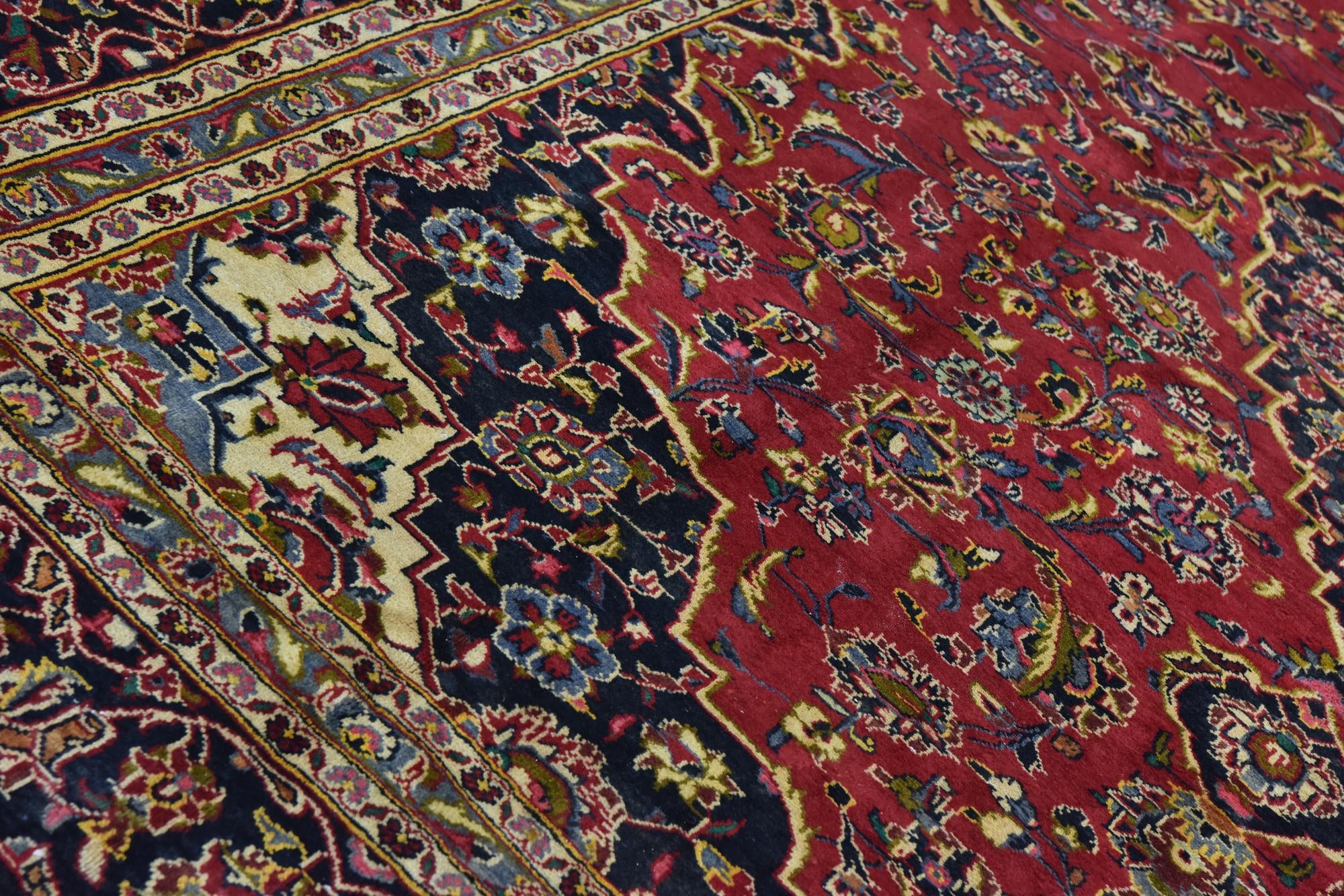 9' 9 x 13' Hand Knotted Kashan Persian Wool Rug