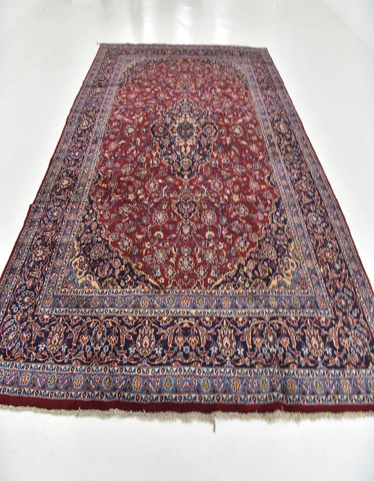 Detail image of 9' 10 x 12' 9 Hand Knotted Kashan Persian Wool Rug