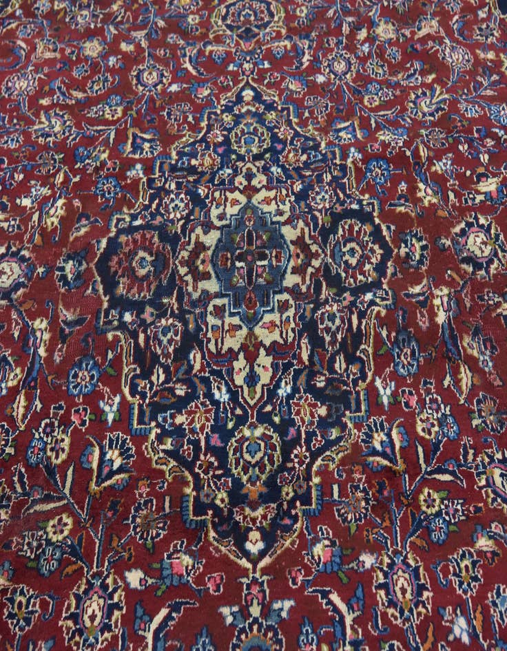 Detail image of 9' 10 x 12' 9 Hand Knotted Kashan Persian Wool Rug