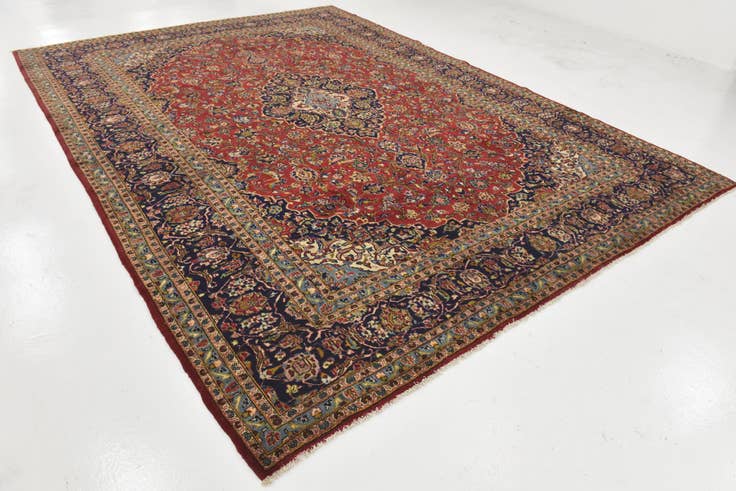 Detail image of 9' 10 x 13' 5 Hand Knotted Kashan Persian Wool Rug