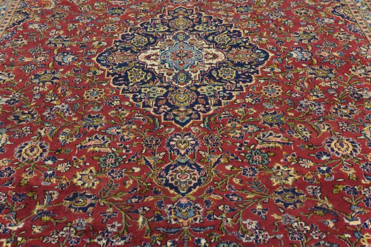 Detail image of 9' 10 x 13' 5 Hand Knotted Kashan Persian Wool Rug