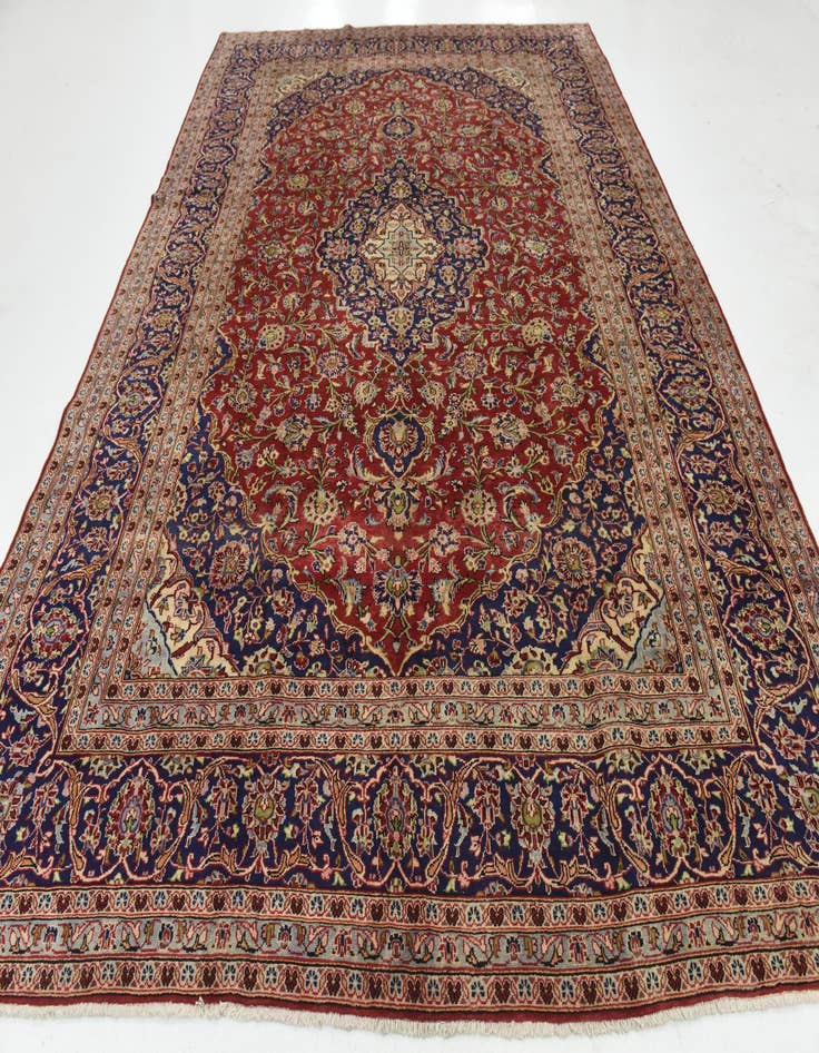 Detail image of 9' 7 x 13'  Hand Knotted Kashan Persian Wool Rug