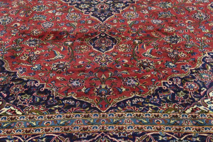Detail image of 9' 10 x 13' Hand Knotted Kashan Persian Wool Rug