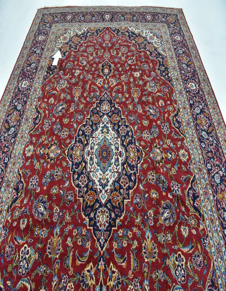 Detail image of 9' 4 x 13' 5  Hand Knotted Kashan Persian Wool Rug