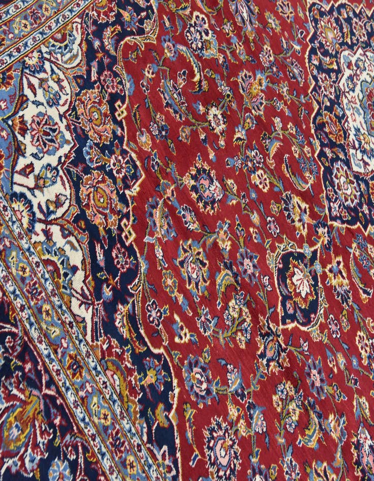 Detail image of 9' 4 x 13' 5  Hand Knotted Kashan Persian Wool Rug