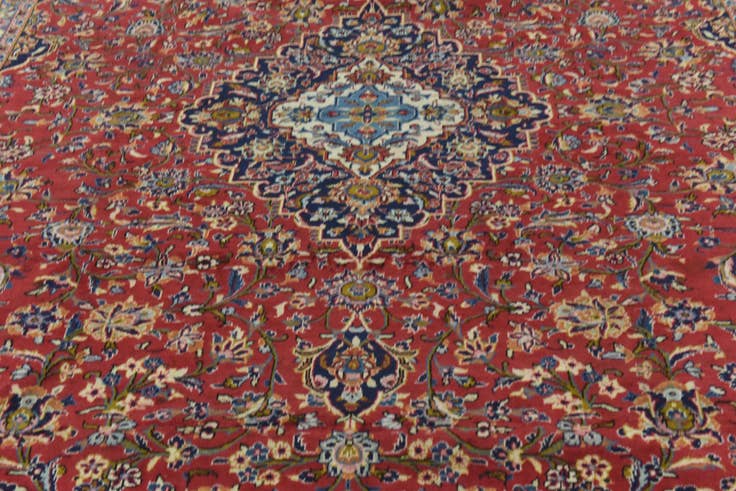 Detail image of 9' 9 x 13' Hand Knotted Kashan Persian Wool Rug