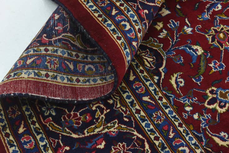 Detail image of 9' 10 x 12' 10 Hand Knotted Kashan Persian Wool Rug