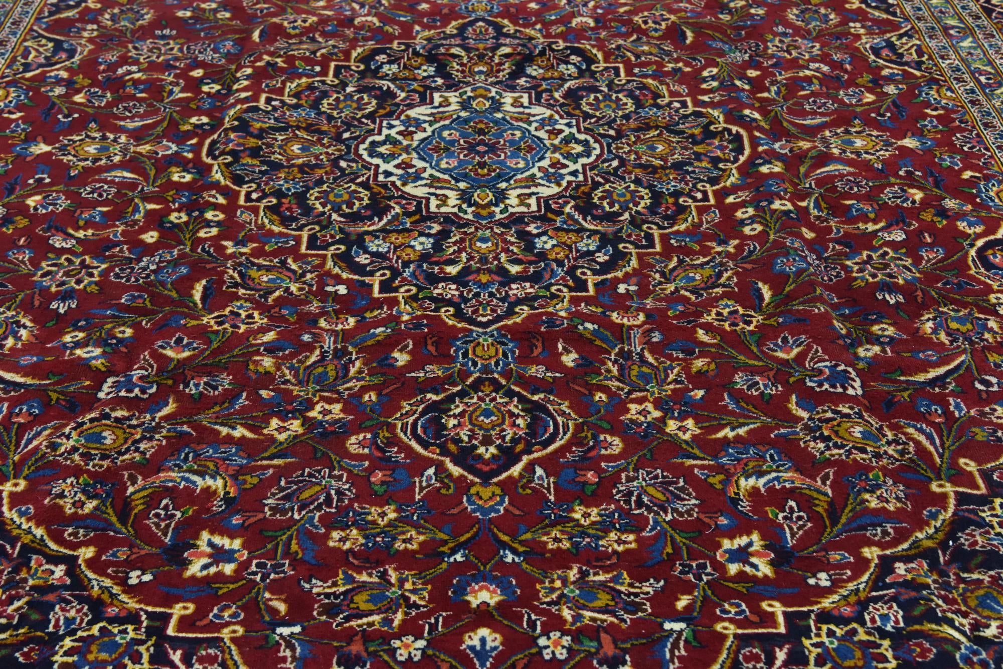 9' 10 x 12' 8 Hand Knotted Kashan Persian Wool Rug