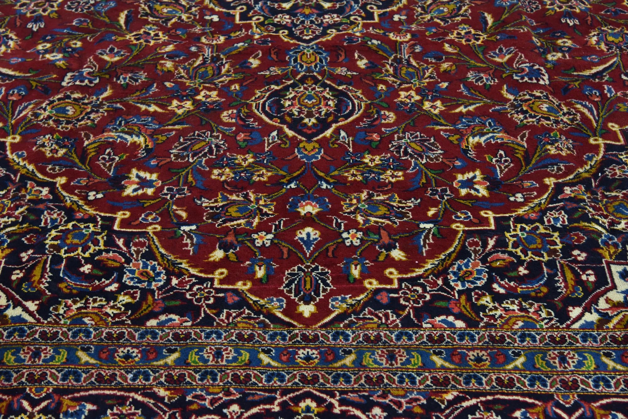 9' 10 x 12' 8 Hand Knotted Kashan Persian Wool Rug