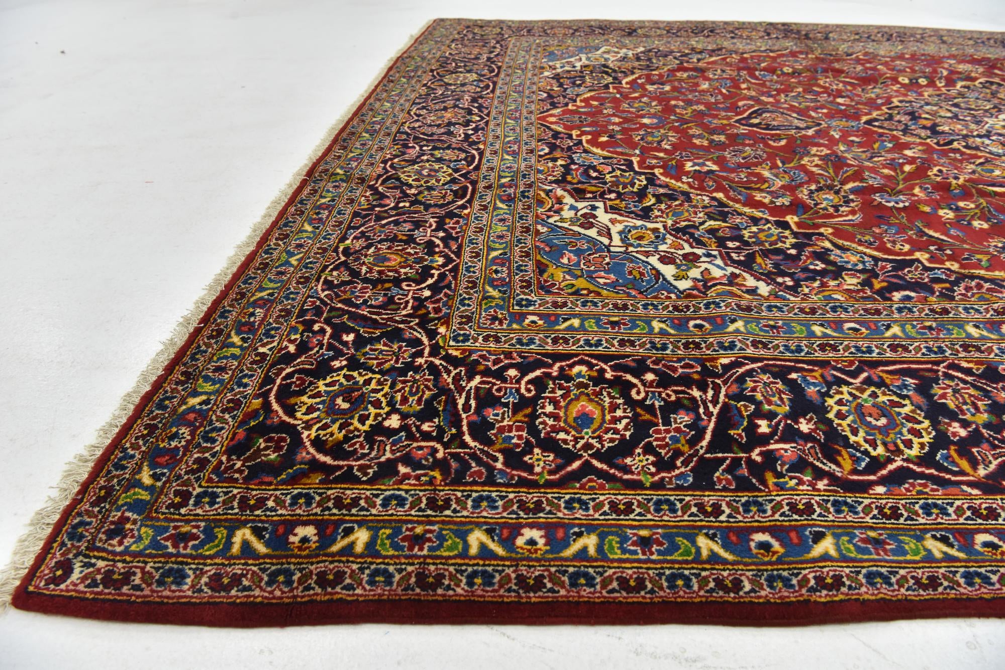 9' 10 x 12' 8 Hand Knotted Kashan Persian Wool Rug