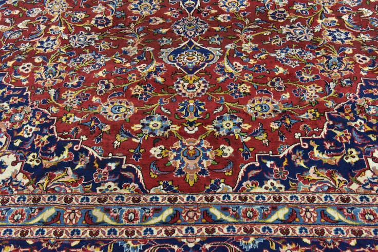 Detail image of 9' 7 x 13' 2 Hand Knotted Kashan Persian Wool Rug