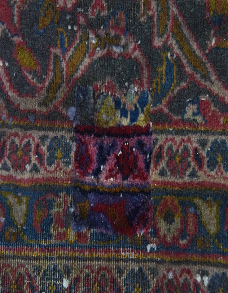 Detail image of 9' 7 x 12' 10  Hand Knotted Kashan Persian Wool Rug