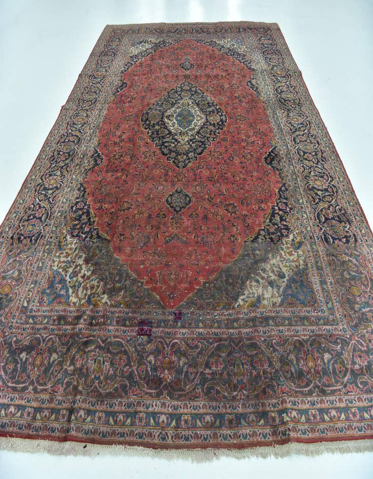 Detail image of 9' 7 x 12' 10  Hand Knotted Kashan Persian Wool Rug