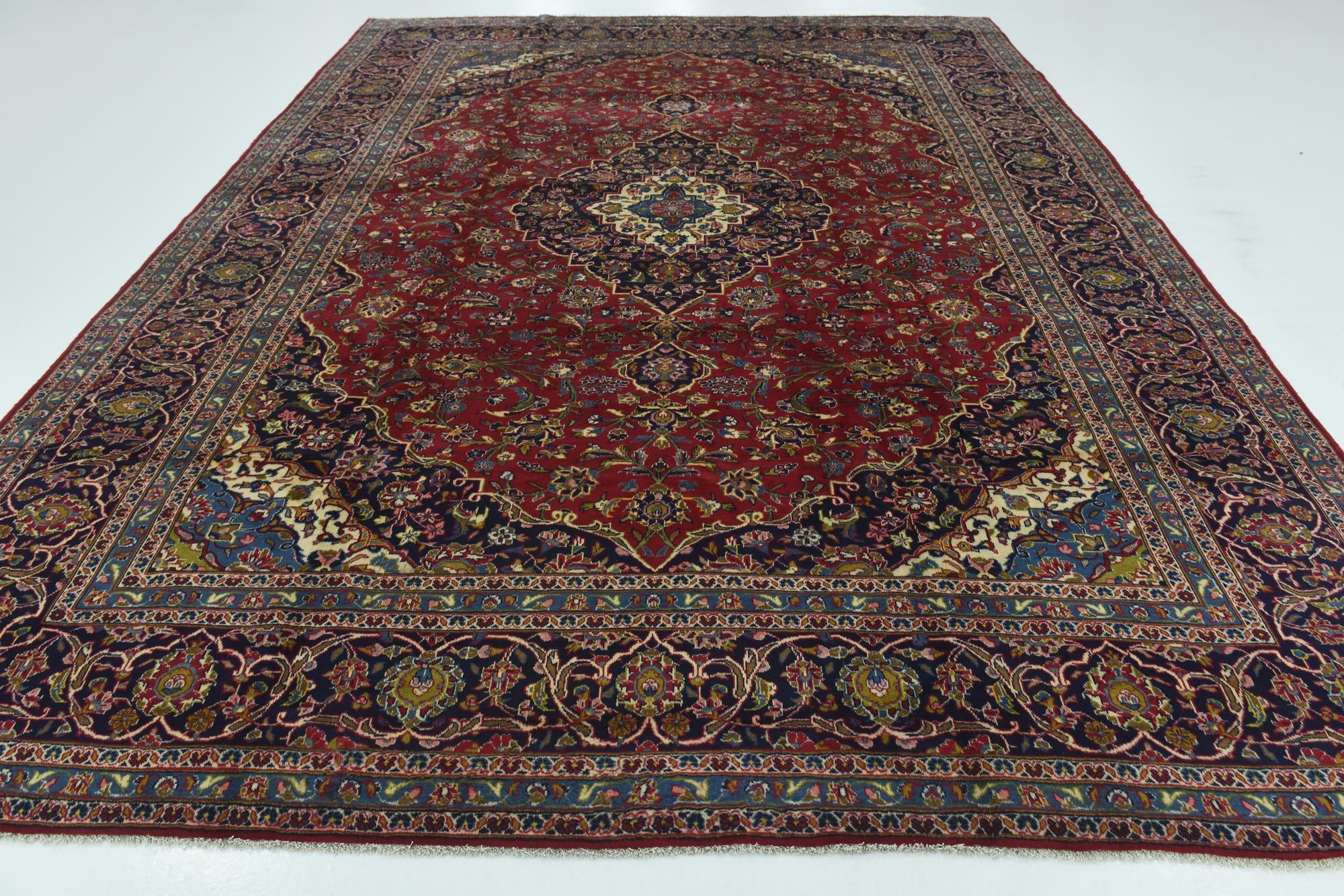 9' 9 x 13' Hand Knotted Kashan Persian Wool Rug
