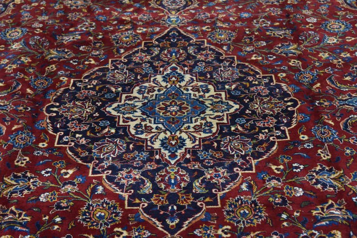 Detail image of 9' 7 x 13' 2 Hand Knotted Kashan Persian Wool Rug