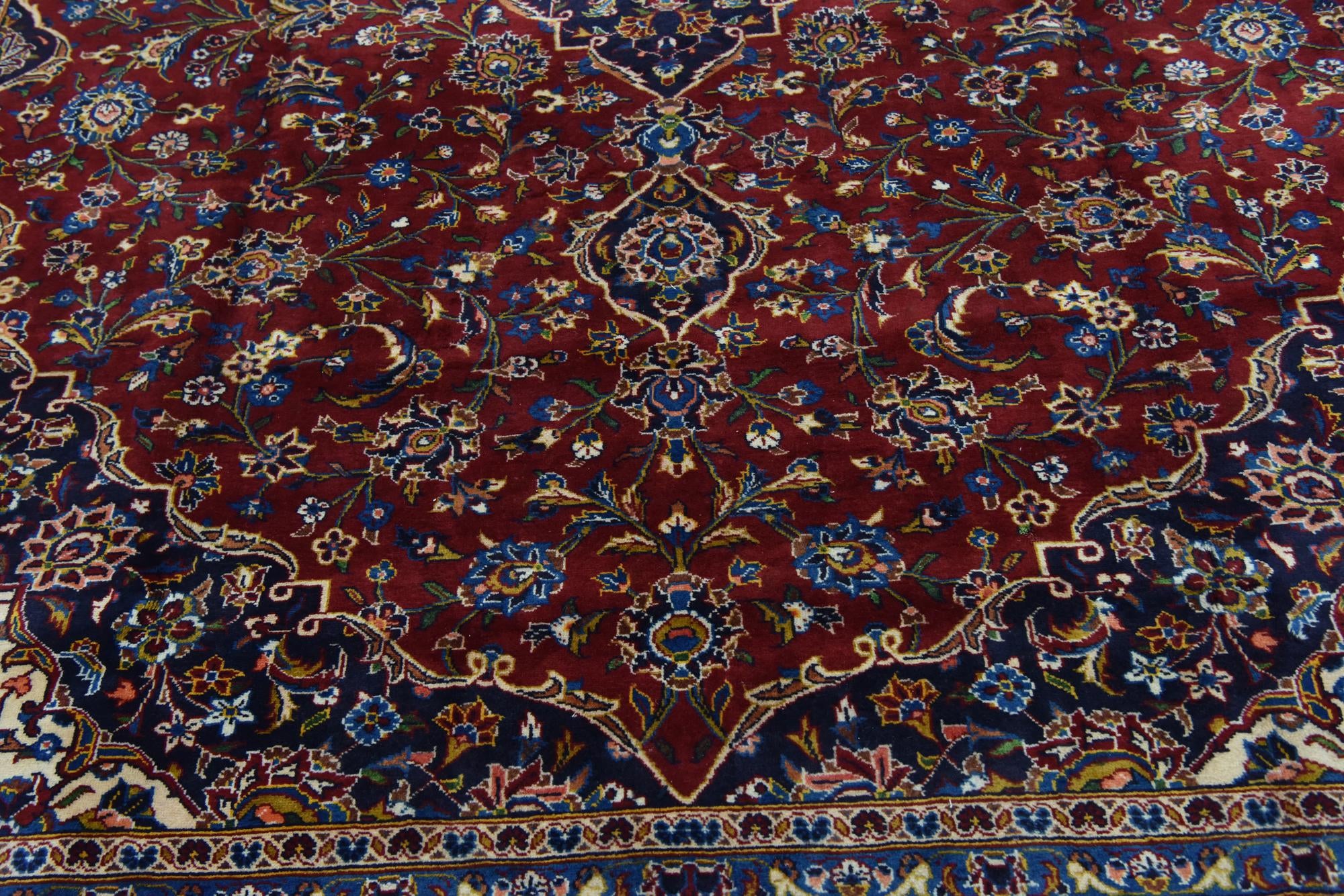 9' 7 x 13' 2 Hand Knotted Kashan Persian Wool Rug