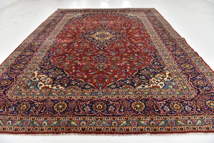 Detail image of 9' 8 x 12' 10 Hand Knotted Kashan Persian Wool Rug