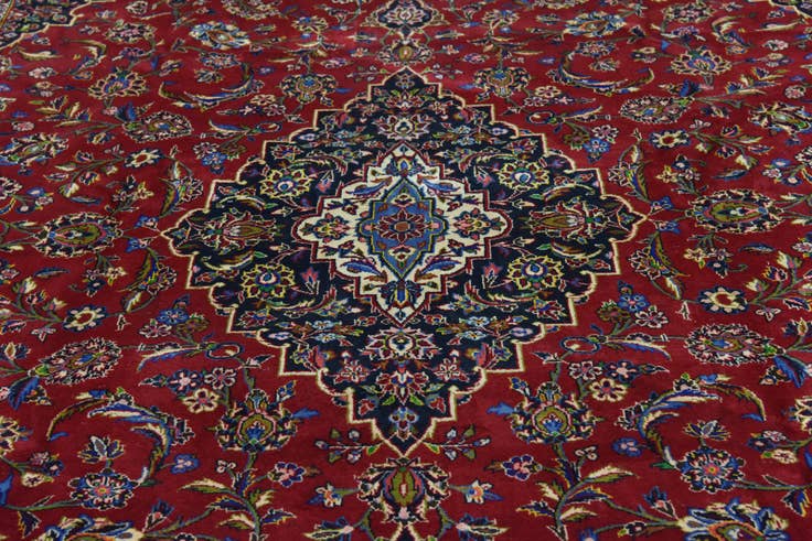 Detail image of 9' 7 x 13' 6 Hand Knotted Kashan Persian Wool Rug
