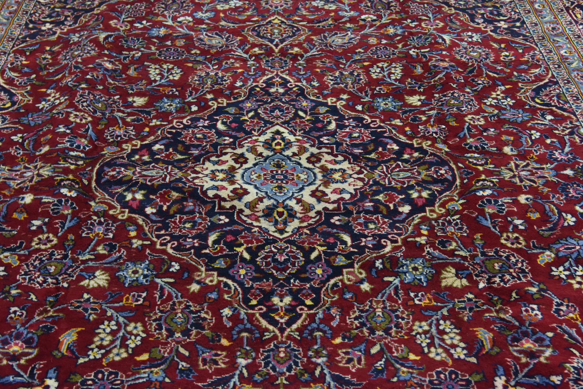 9' 7 x 13' 3 Hand Knotted Kashan Persian Wool Rug
