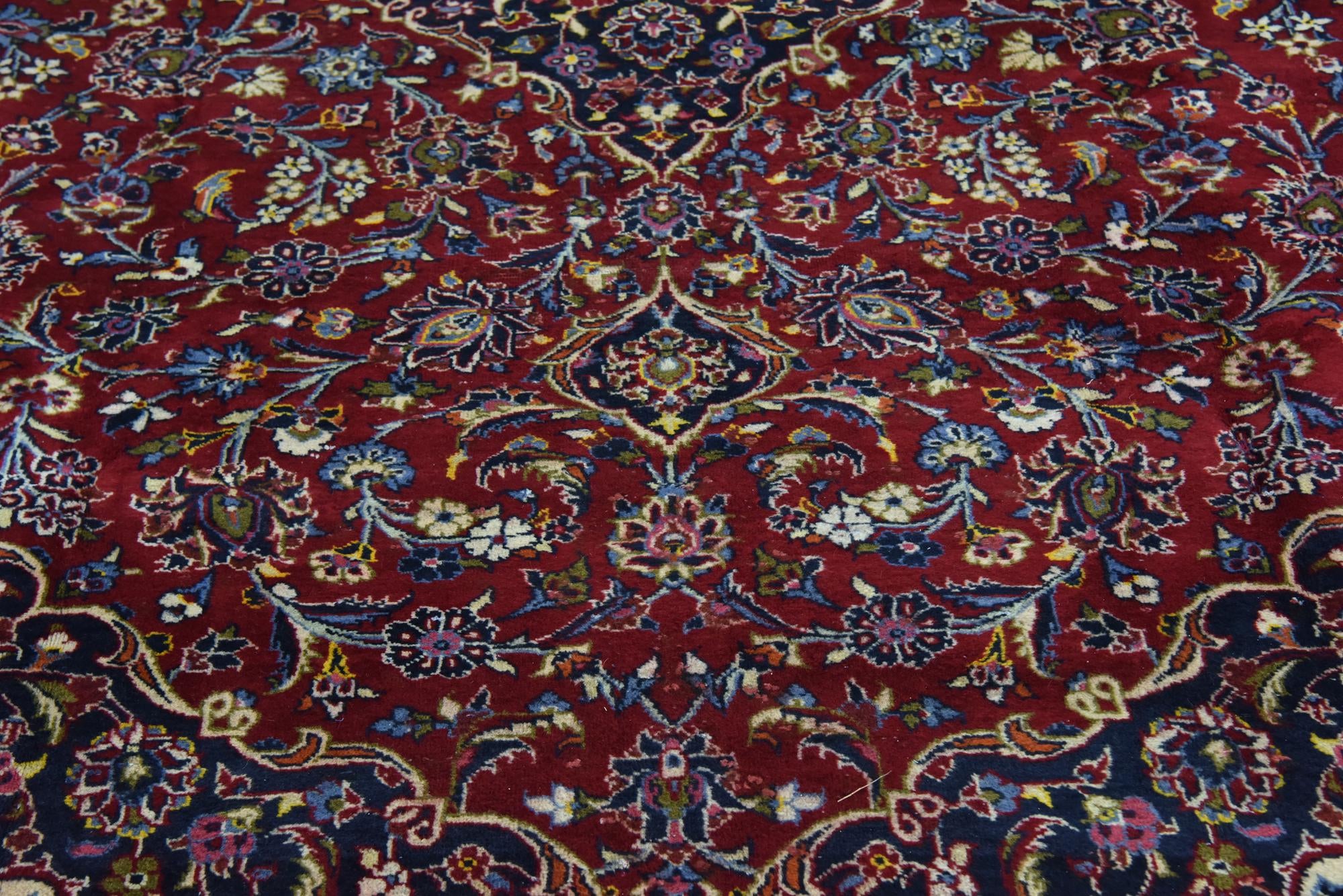 9' 7 x 13' 3 Hand Knotted Kashan Persian Wool Rug