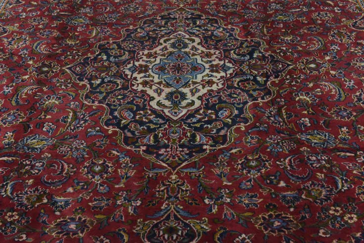 Detail image of 9' 9 x 12' 10 Hand Knotted Kashan Persian Wool Rug