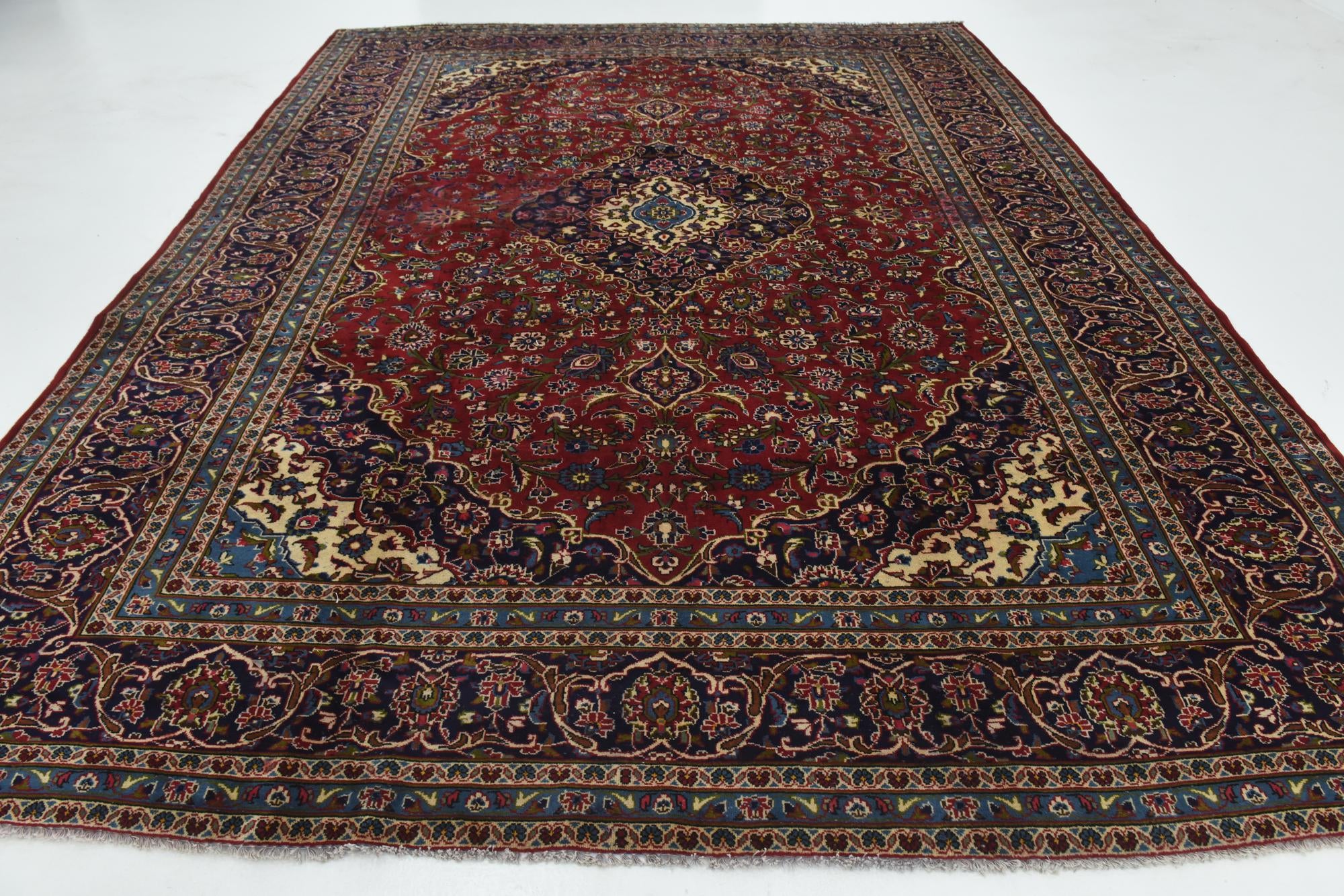 9' 10 x 12' 10 Hand Knotted Kashan Persian Wool Rug