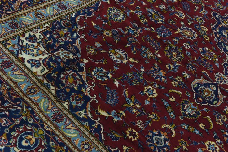 Detail image of 9' 8 x 13' Hand Knotted Kashan Persian Wool Rug