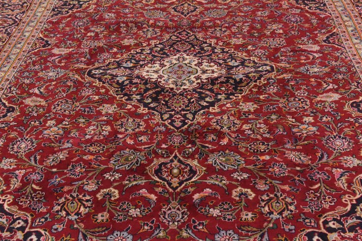 Detail image of 9' 8 x 13' Hand Knotted Kashan Persian Wool Rug