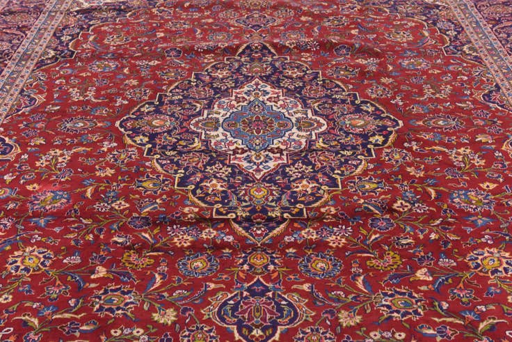 Detail image of 9' 9 x 14' Hand Knotted Kashan Persian Wool Rug