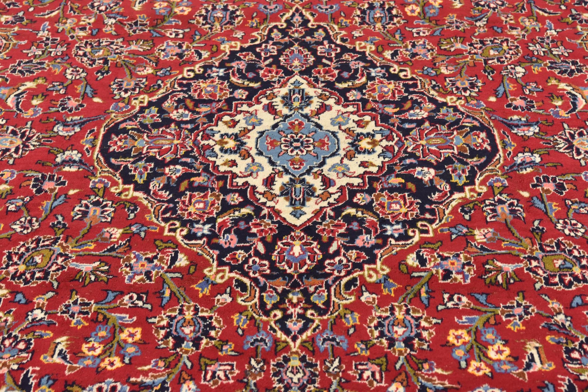 9' 6 x 12' 10 Hand Knotted Kashan Persian Wool Rug