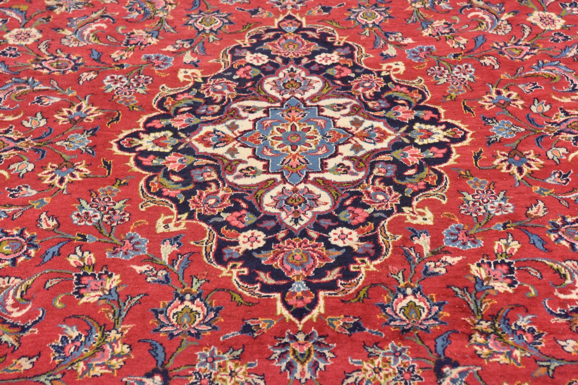 9' 7 x 12' 10 Hand Knotted Kashan Persian Wool Rug