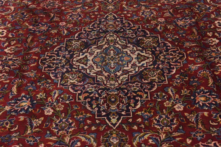 Detail image of 9' 8 x 12' 7 Hand Knotted Kashan Persian Wool Rug