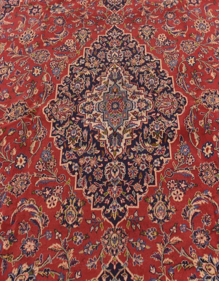 Detail image of 9' 9 x 13' 4 Hand Knotted Kashan Persian Wool Rug