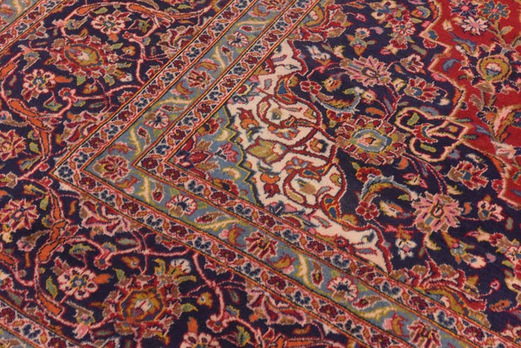 Detail image of 9' 9 x 13' 3 Hand Knotted Kashan Persian Wool Rug