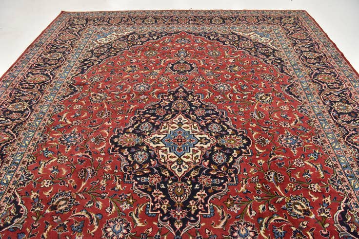 Detail image of 9' 9 x 13' 3 Hand Knotted Kashan Persian Wool Rug