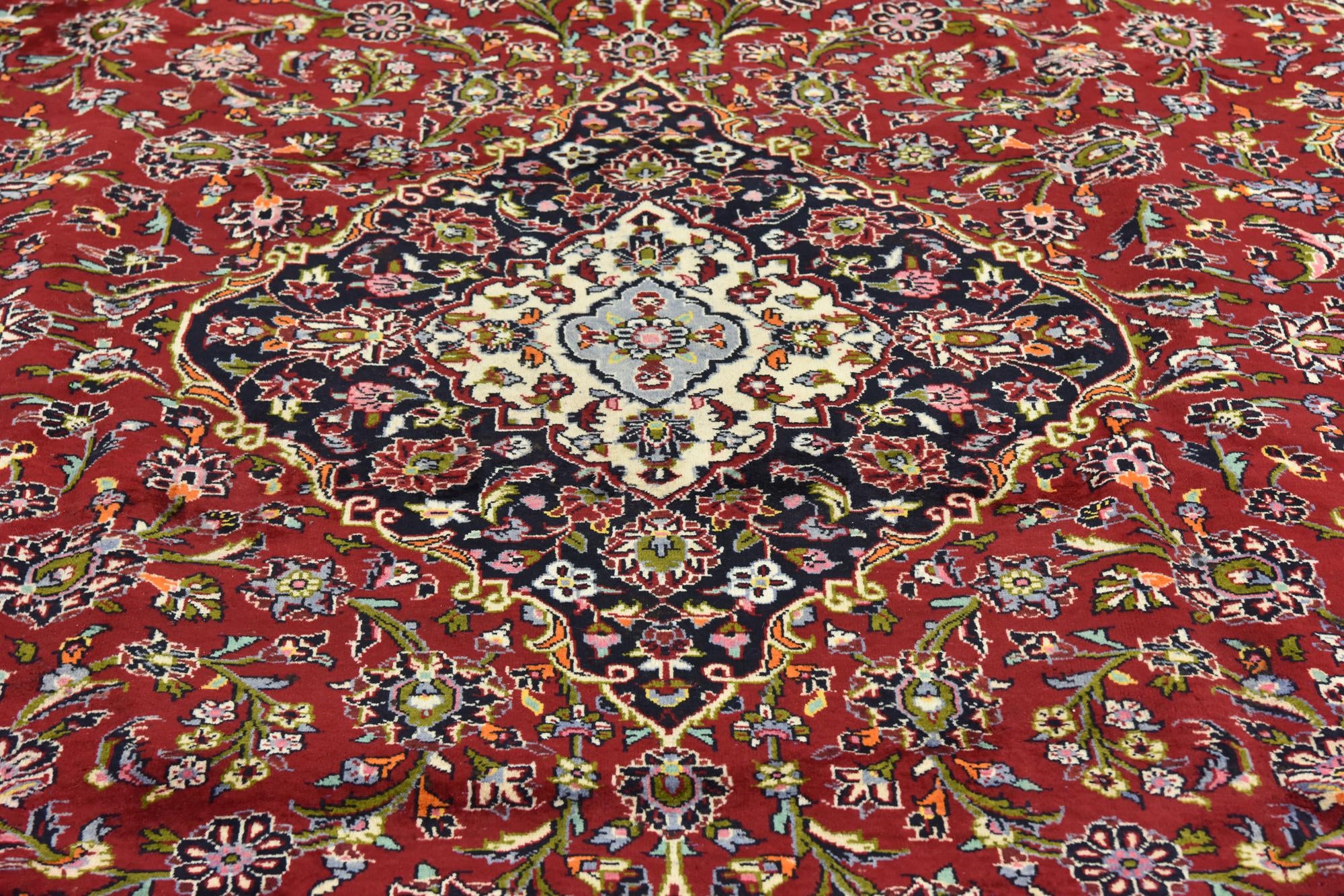 9' 8 x 12' 10 Hand Knotted Kashan Persian Wool Rug
