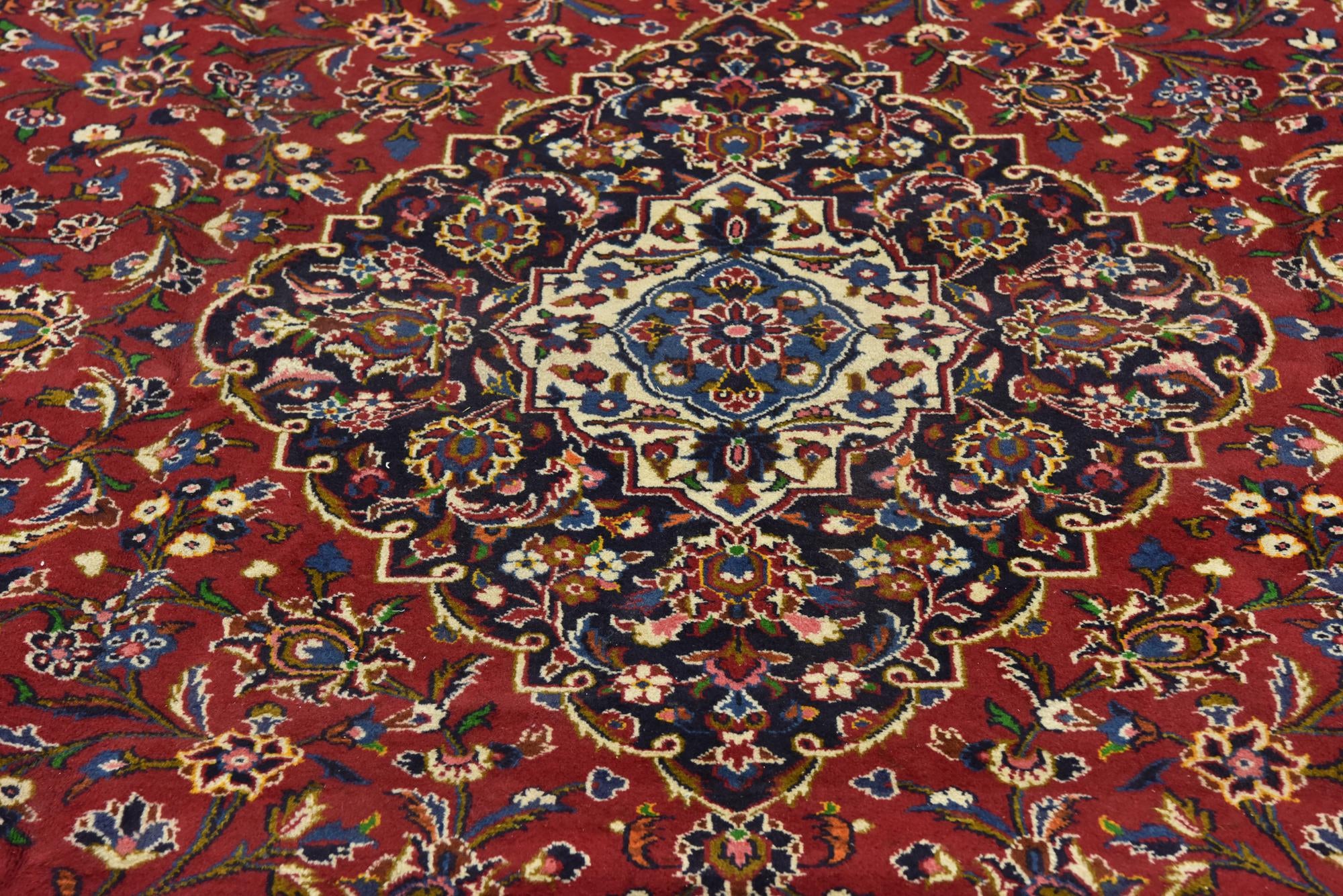 9' 10 x 12' 10 Hand Knotted Kashan Persian Wool Rug