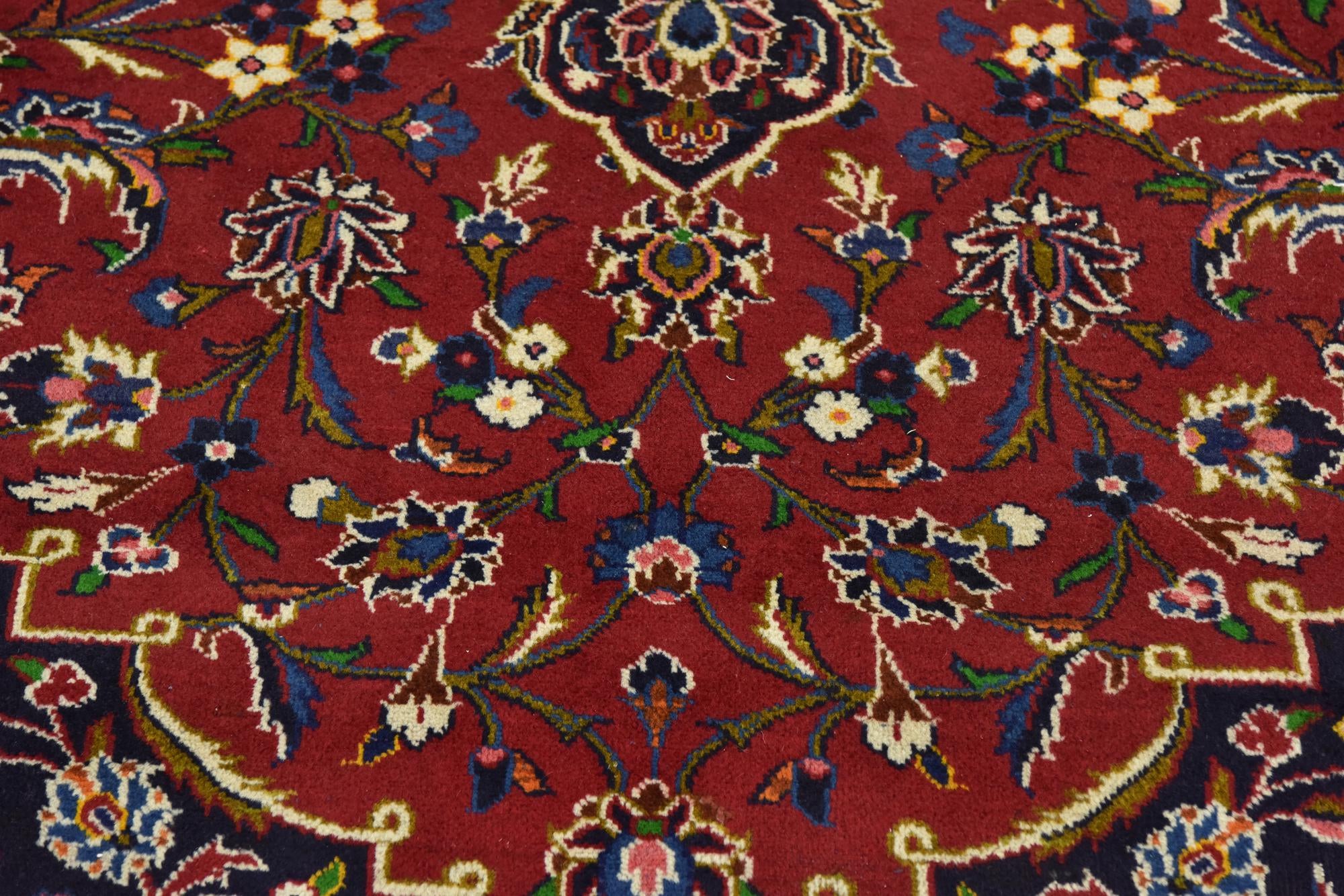 9' 10 x 12' 10 Hand Knotted Kashan Persian Wool Rug