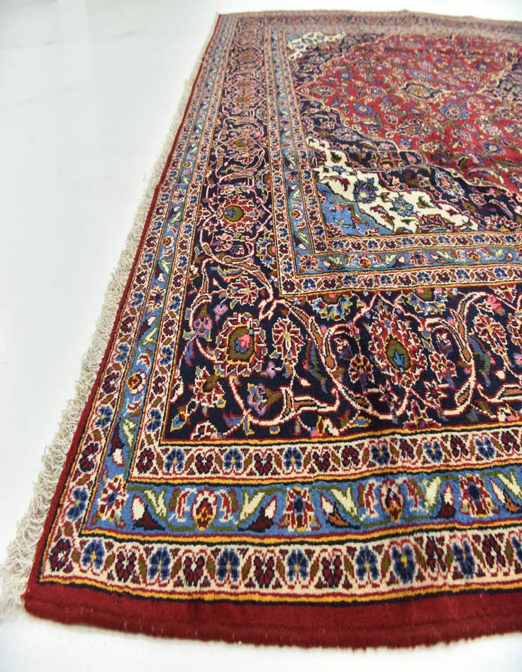 Detail image of 9' 5 x 13' 2  Hand Knotted Kashan Persian Wool Rug