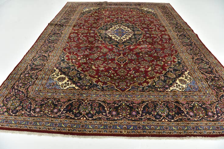Detail image of 10' x 13' 5 Hand Knotted Kashan Persian Wool Rug
