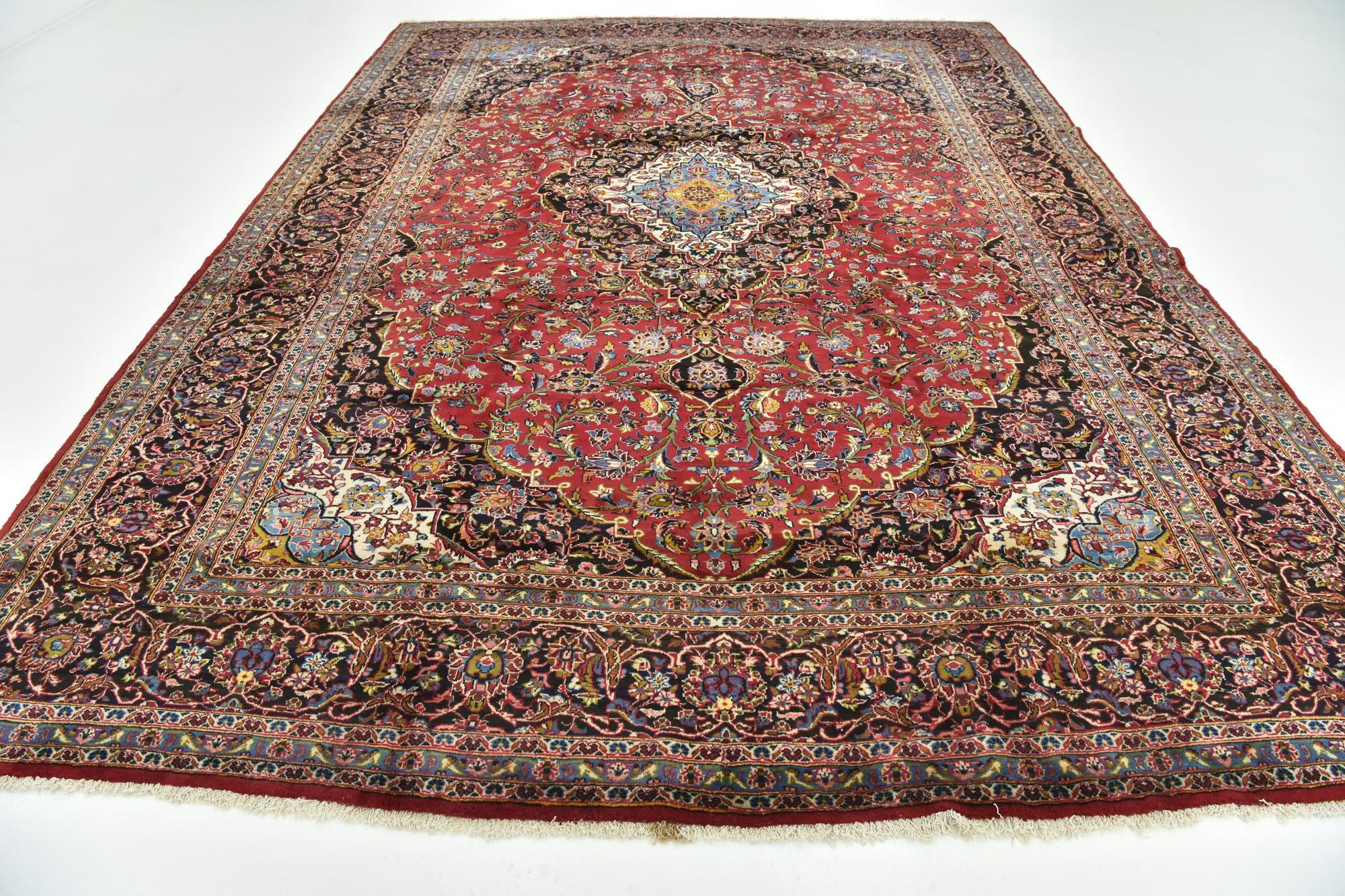 9' 8 x 13' 6 Hand Knotted Kashan Persian Wool Rug