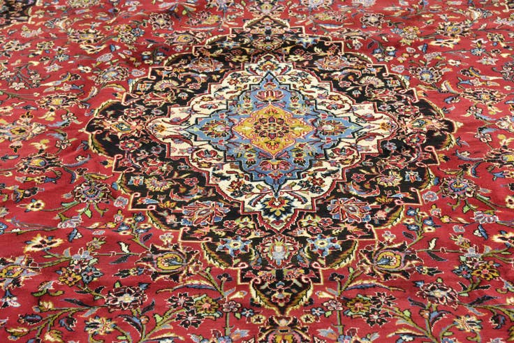 Detail image of 9' 8 x 13' 6 Hand Knotted Kashan Persian Wool Rug