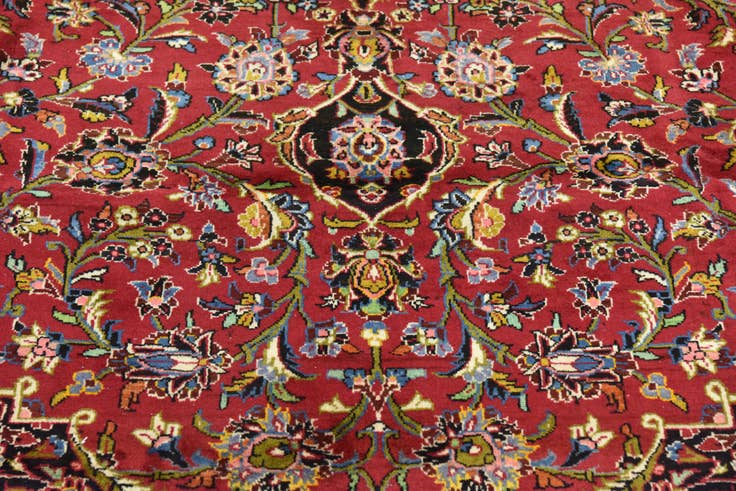 Detail image of 9' 8 x 13' 6 Hand Knotted Kashan Persian Wool Rug