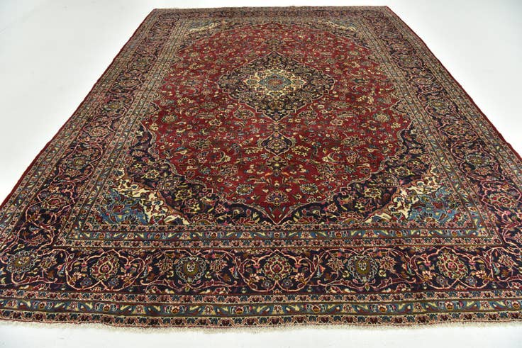 Detail image of 9' 8 x 12' 10 Hand Knotted Kashan Persian Wool Rug