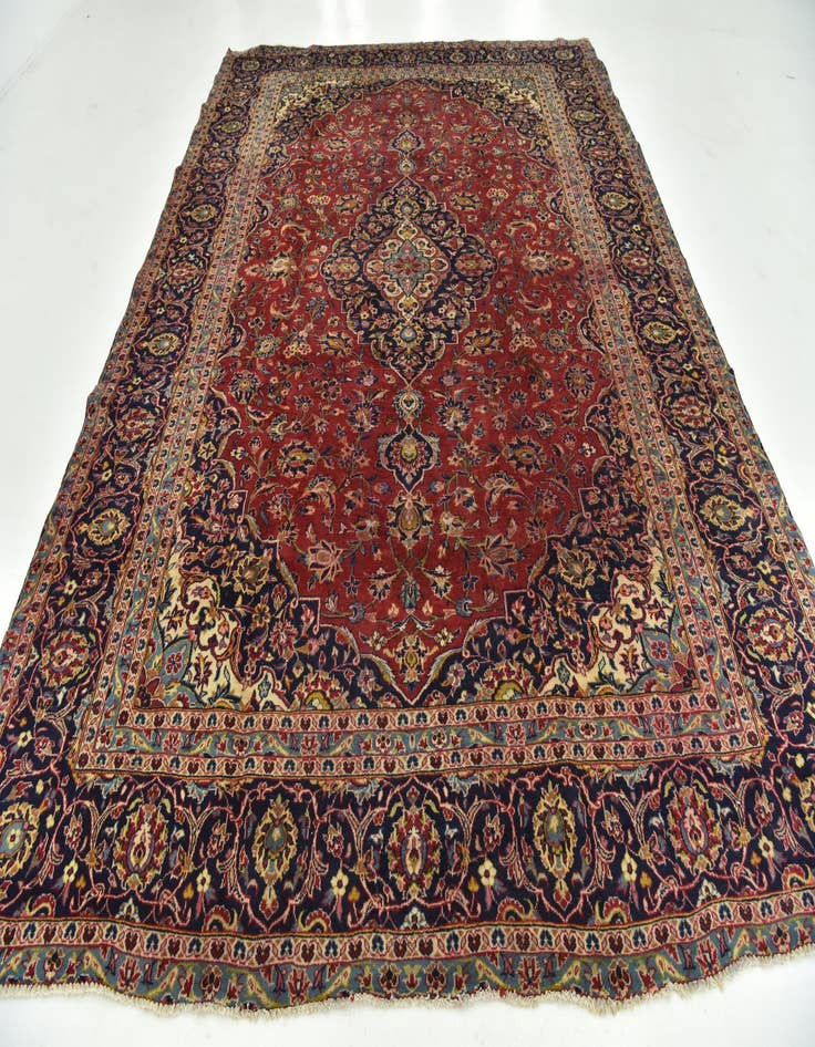 Detail image of 9' 4 x 12' 8 Hand Knotted Kashan Persian Wool Rug