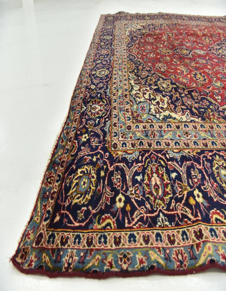 Detail image of 9' 4 x 12' 8 Hand Knotted Kashan Persian Wool Rug